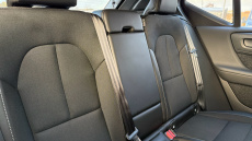 Volvo Xc40 2.0 T4 Momentum Pro 5dr AWD Geartronic Petrol Estate